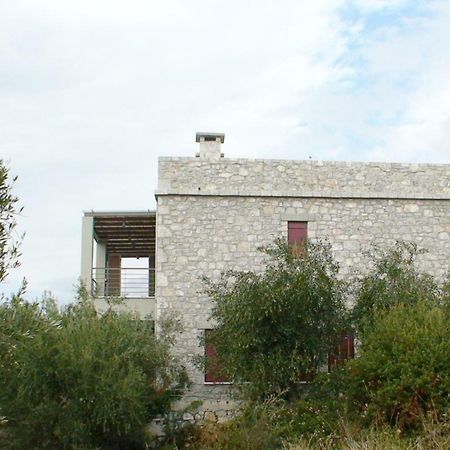 Thelgi Vila Calamata Exterior foto